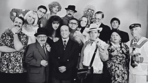 Foto del elenco de Sábados Felices con Alfonso Lizarazo